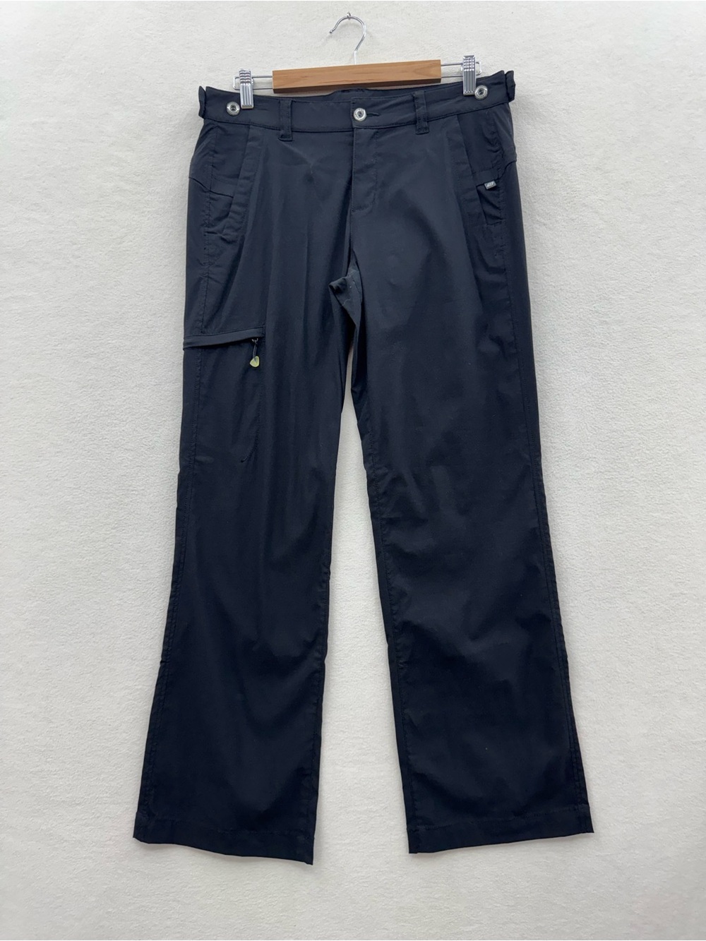 Eddie Bauer Sport Women’s 8 Hiking Pants Black Nylon Cargo Straight Leg